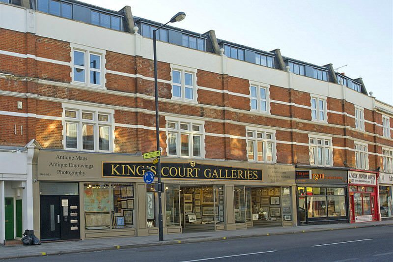 Fulham Road apartments is only 5 minutes' walk from Putney Bridge