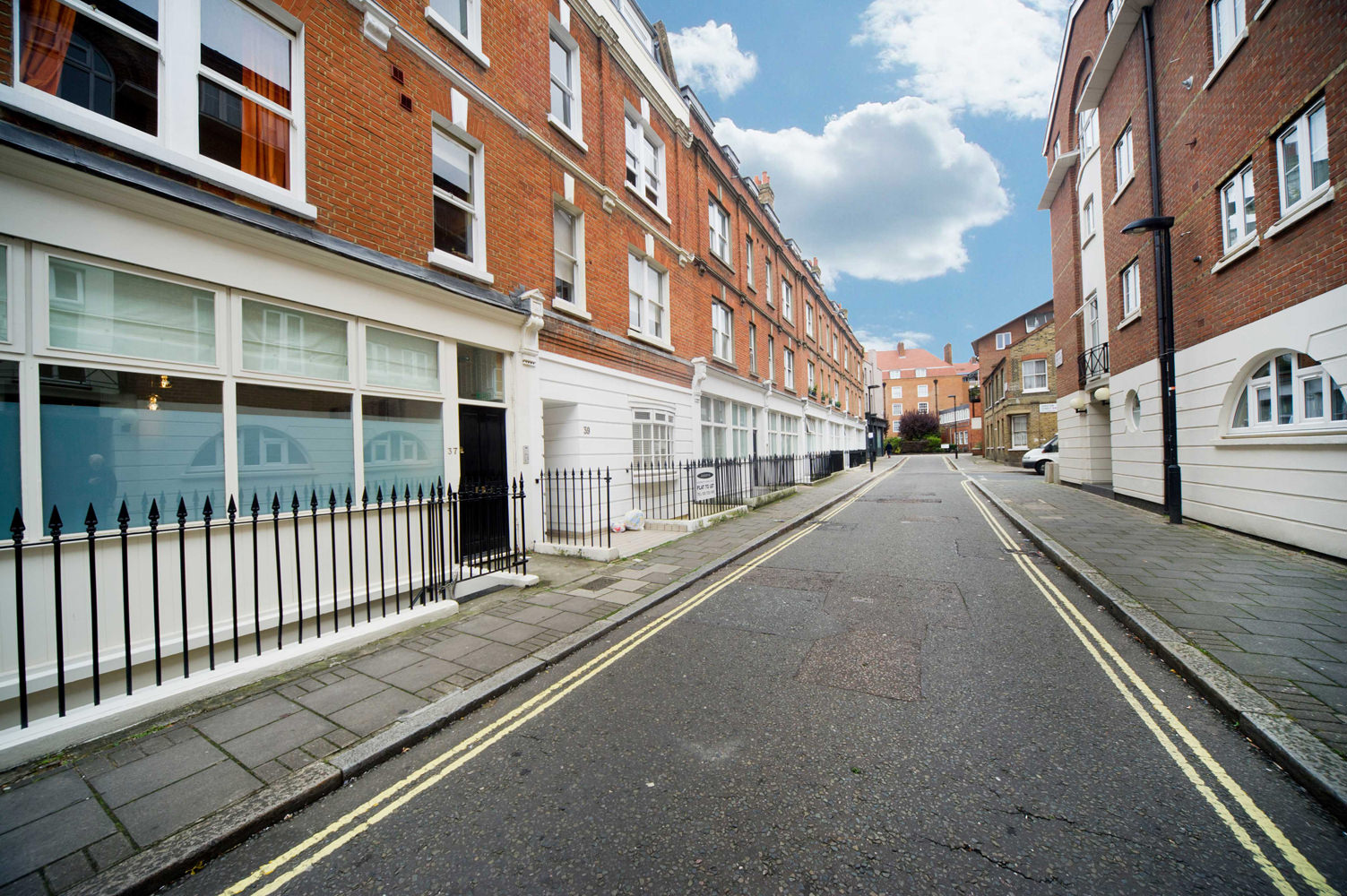 Daventry Street Duplex London Serviced Apartments