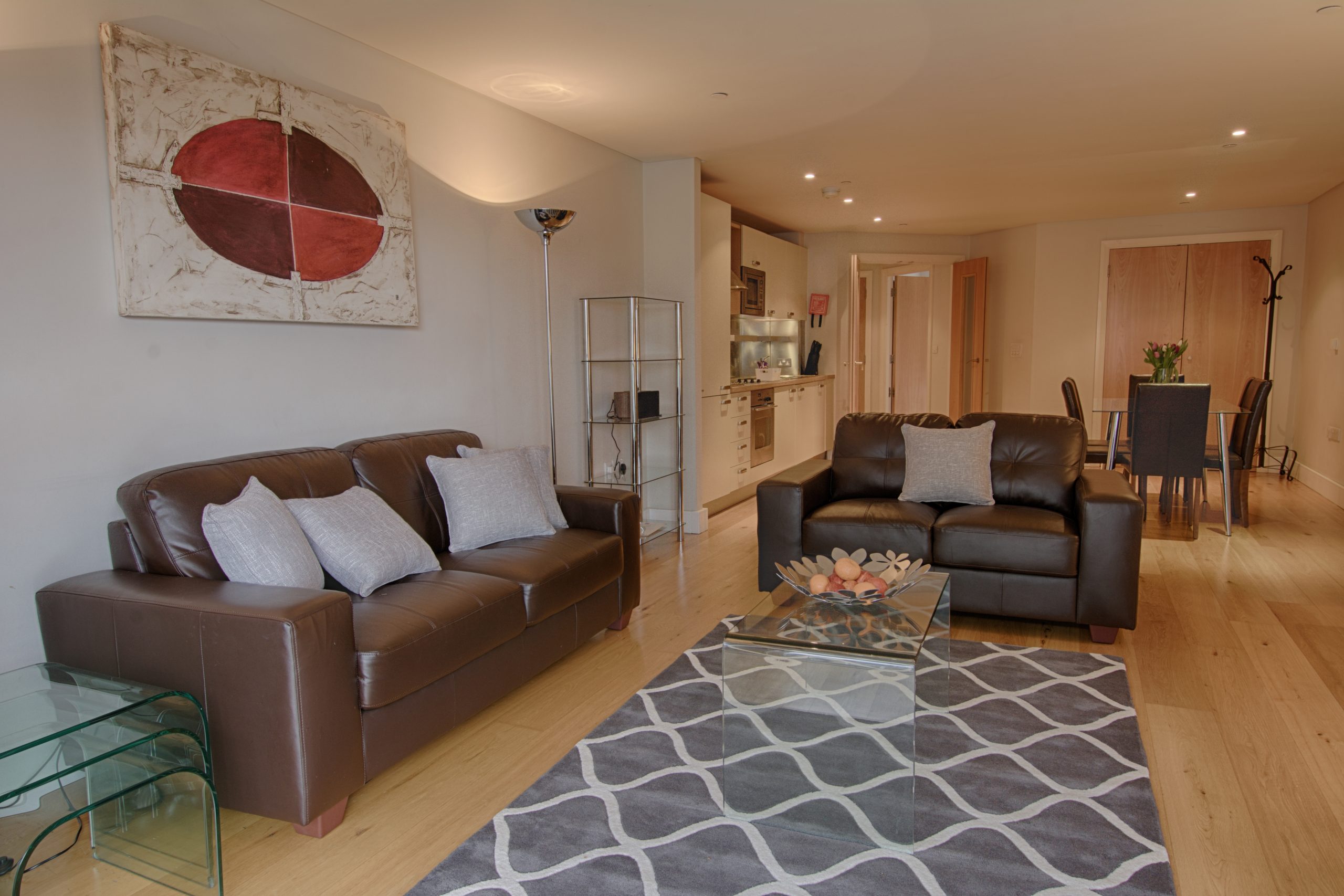 Marina Place, Kingston Upon Thames London Serviced Apartments